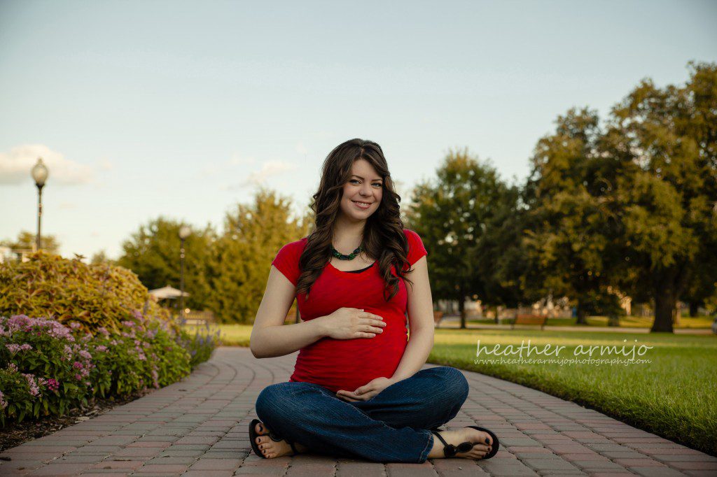 Katy texas maternity newborn baby couple outddor family photographer
