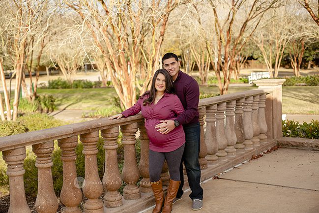 maternity photographer katy texas