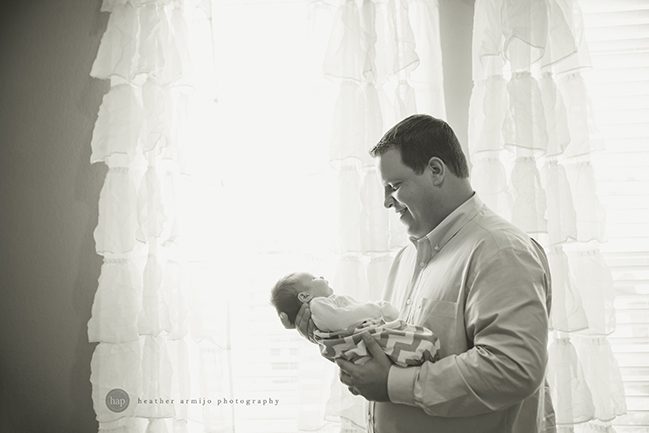 in home lifestyle newborn pictures katy texas