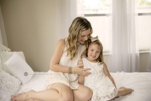 katy richmond rosenberg fulshear houston texas natural light newborn baby studio lifestyle photographer