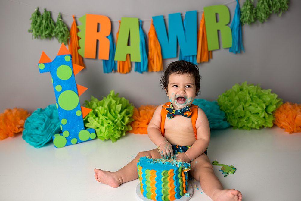 cake smash one year katy houston texas studio photographer