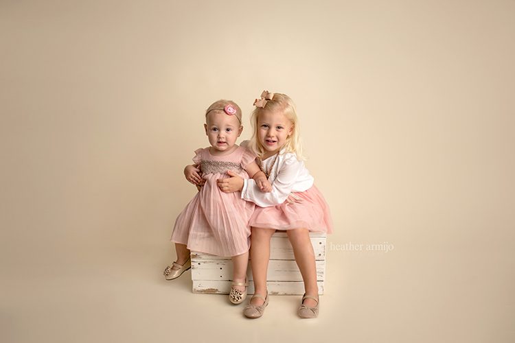 houston katy texas baby newborn best multiples cake smash twins professional maternity photographer
