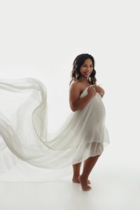 fine art studio maternity houston expecting photoshoot katy photographer