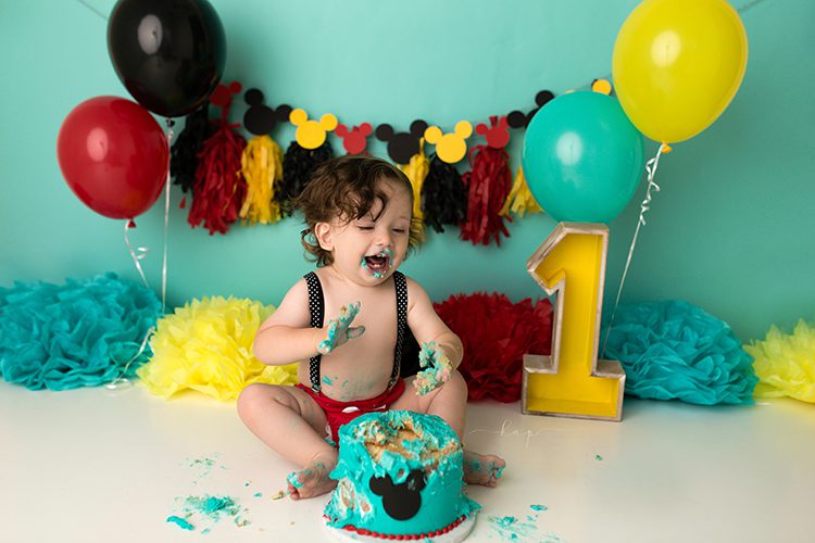 best houston katy texas cake smash birthday newborn baby studio posed photographer