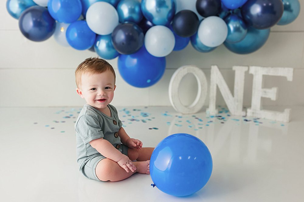 katy houston studio baby first birthday one year cake smash session photos