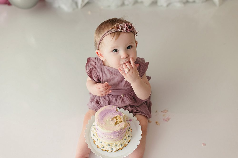 katy houston studio baby first birthday one year cake smash session photos